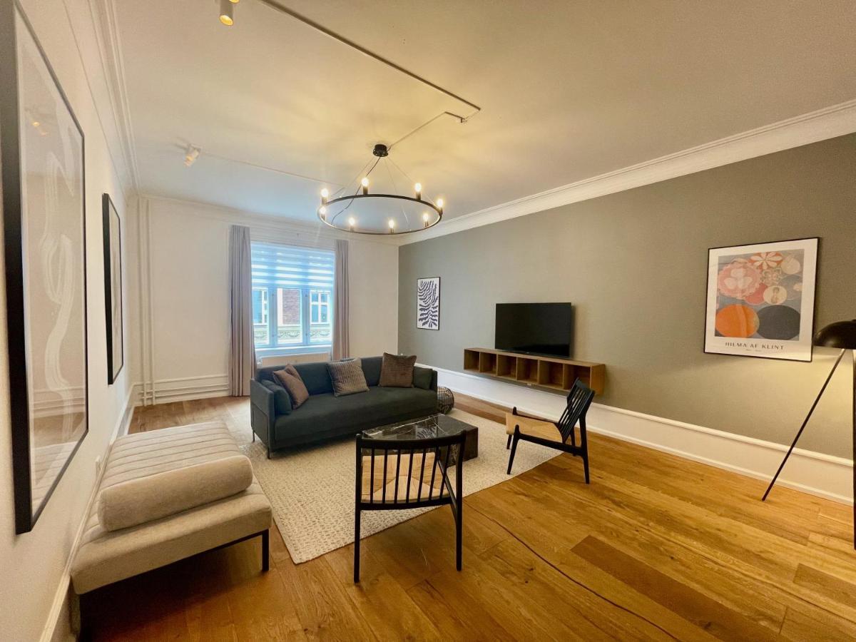 Beautiful 3 Bedroom Flat Next To The Marble Church Copenhague Extérieur photo